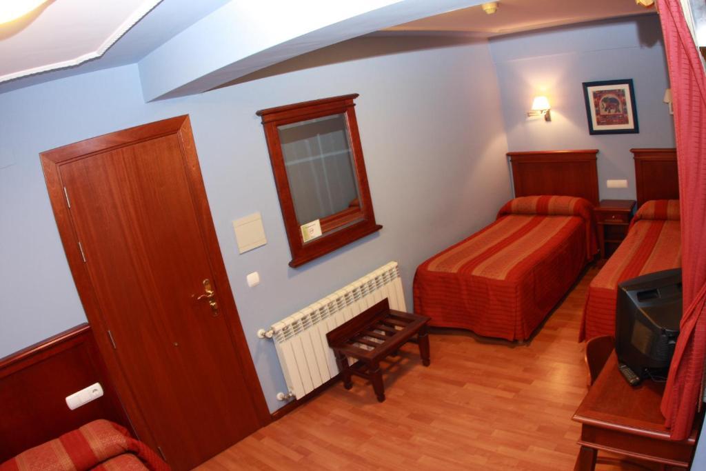 Hostal Torres ซานเลโอนาร์โด เด ยาเกว ห้อง รูปภาพ